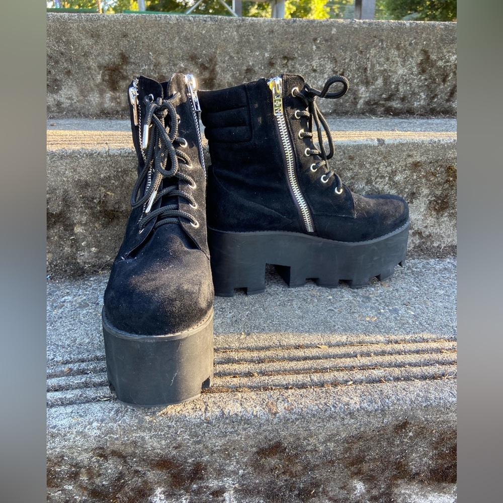 Current Mood Platform Boots, Women’s 11, Black